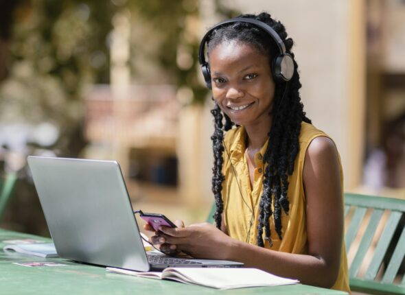 medium-shot-woman-with-smartphone